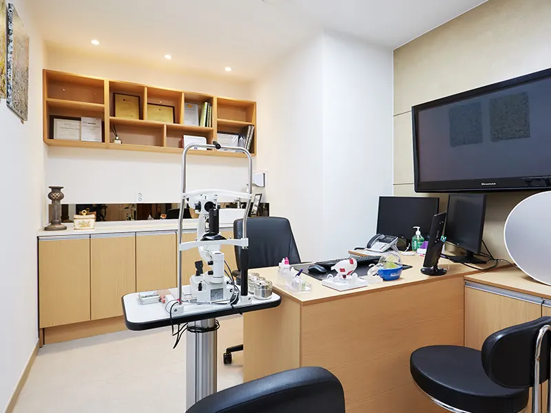 Apgujeong S&B Ophthalmology Clinic (4)
